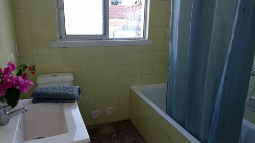 Cosy 2-bedroom apartment close to Santa Apolónia train station - Gallery - 9
