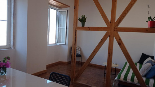 Cosy 2-bedroom apartment close to Santa Apolónia train station