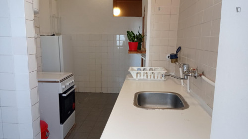 Cosy 2-bedroom apartment close to Santa Apolónia train station - Gallery - 6