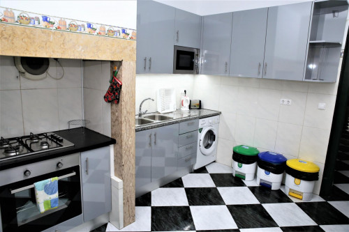 Comfy double bedroom in residential Arroios - Gallery - 19