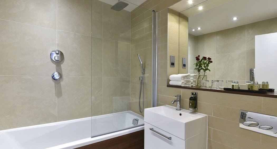  2 Bed Apartment  -  The Canary Wharf Collection  - Gallery -  3