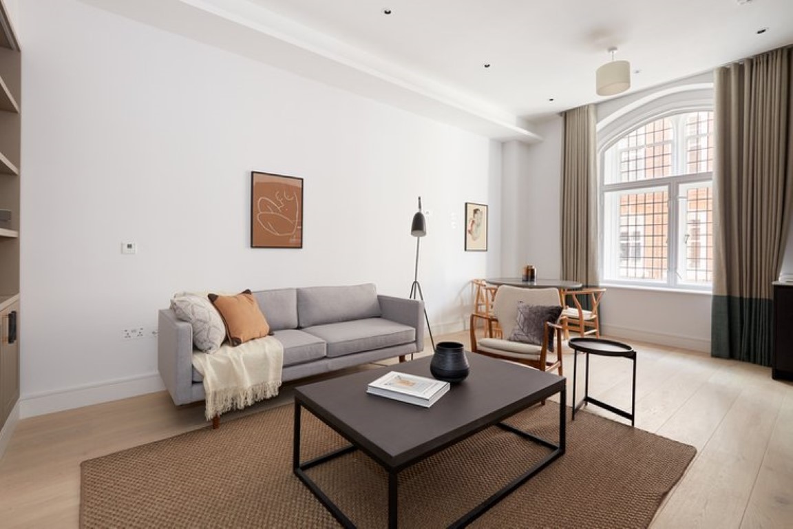 One Bed Apartment (№13) - 8