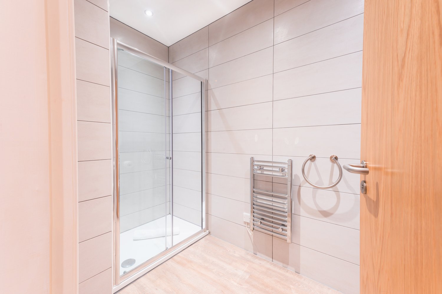  Studio Apartment  -  Thistle St. Apartments  - Gallery -  5