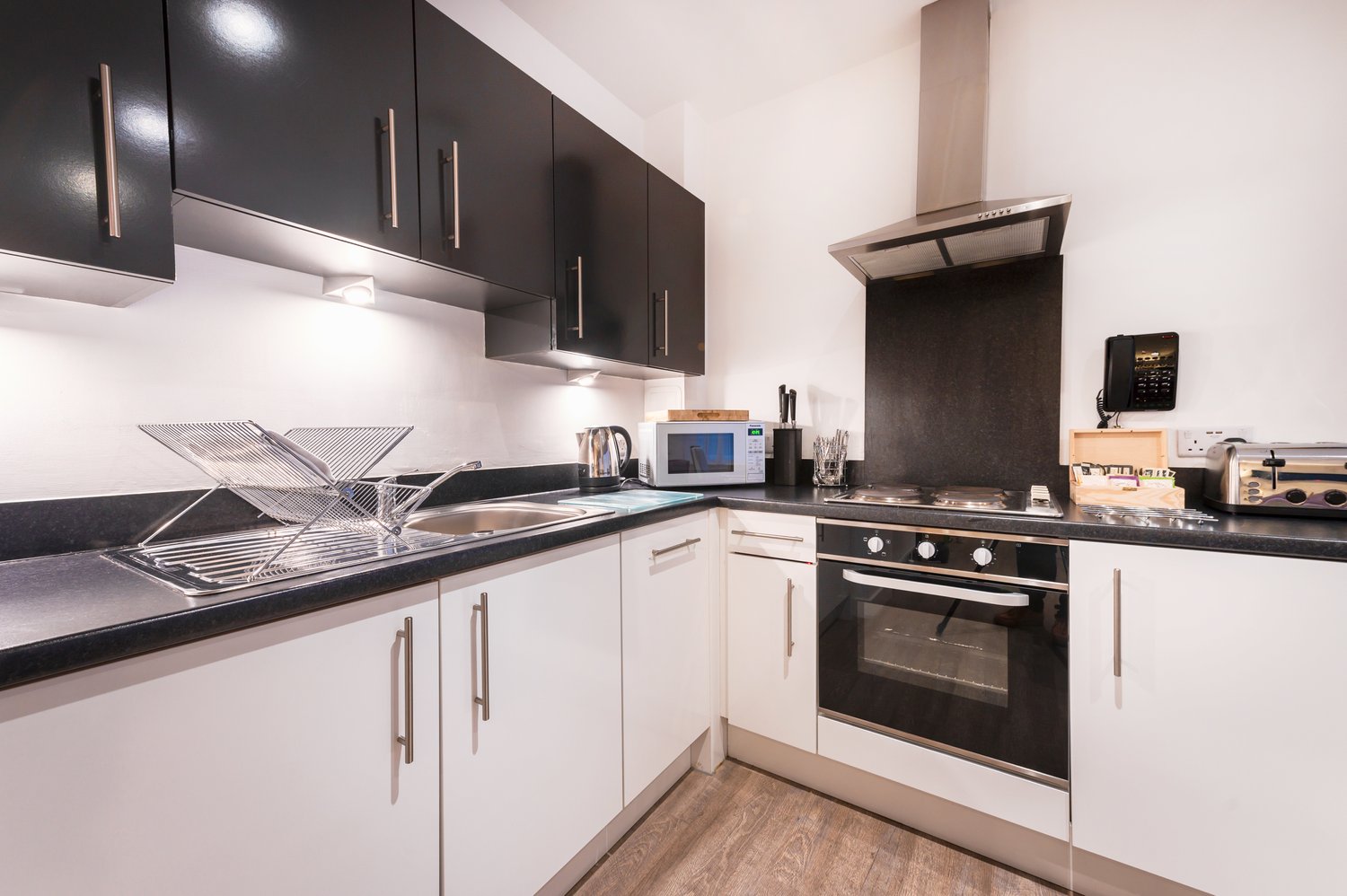  2 Bed Apartment  -  Thistle St. Apartments  - Gallery -  6