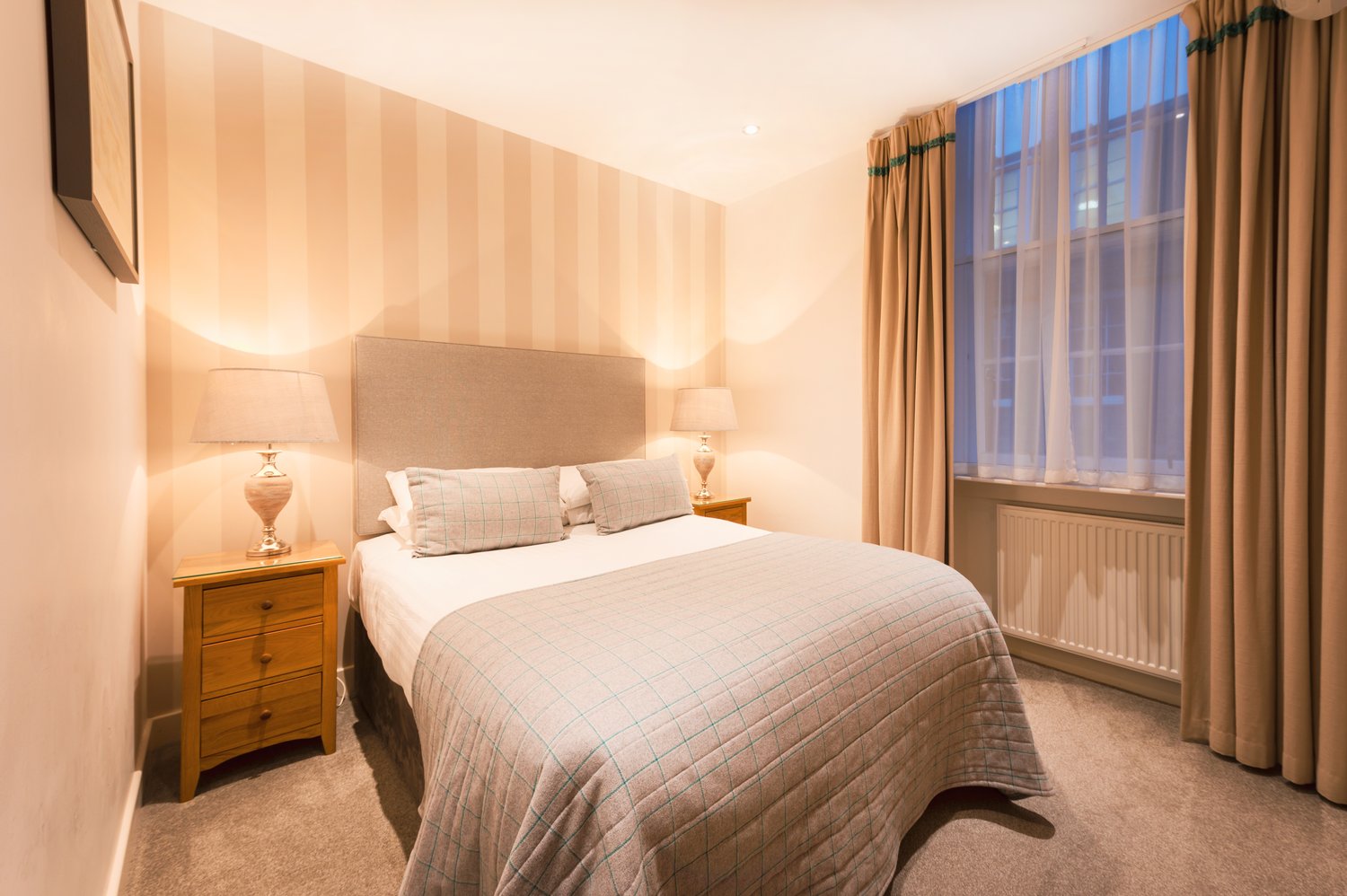  2 Bed Apartment  -  Thistle St. Apartments  - Gallery -  4
