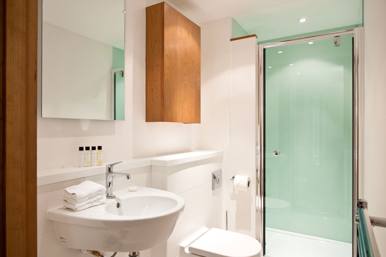  One Bed Apartment  -  Turnmill Street  - Gallery -  2
