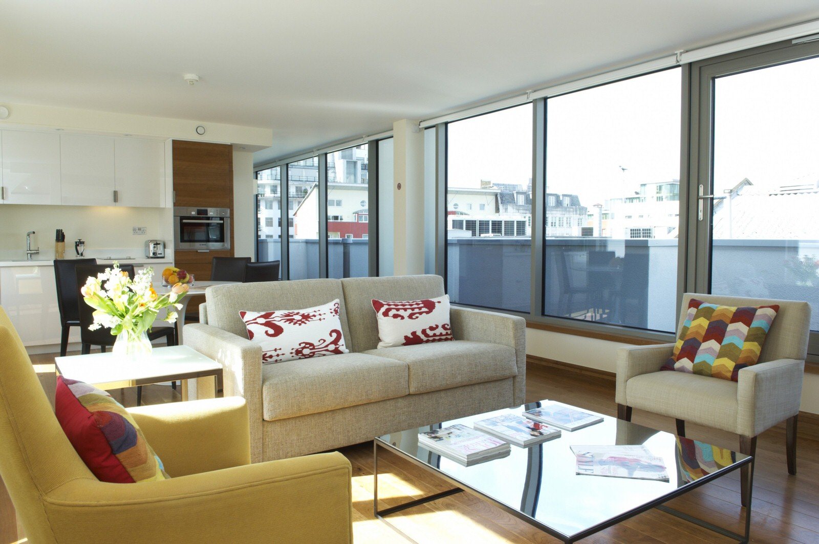  One Bed Apartment  -  Turnmill Street  - Gallery -  3