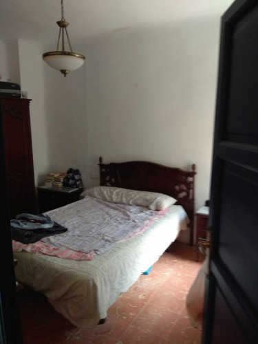 Comfy 3-bedrooms apartment in Granada close to Plaza Andalucia