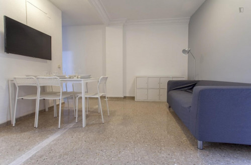 Relaxing single bedroom in residential Sant Antoni - Gallery - 4