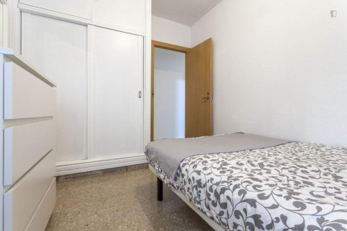 Relaxing single bedroom in residential Sant Antoni - Gallery - 3