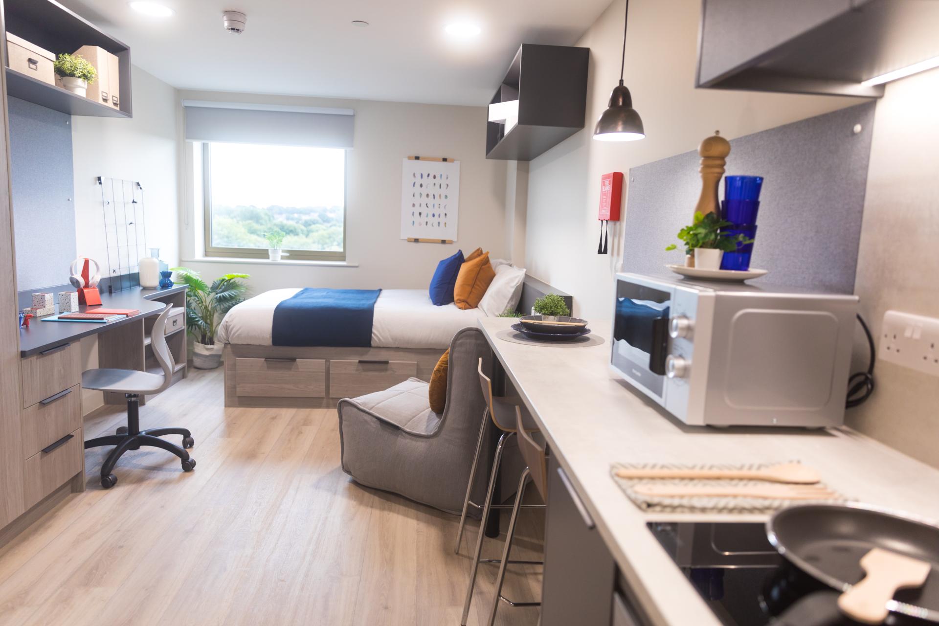  Standard Plus Studio  -  Stanley Studios Southampton  - Gallery -  9