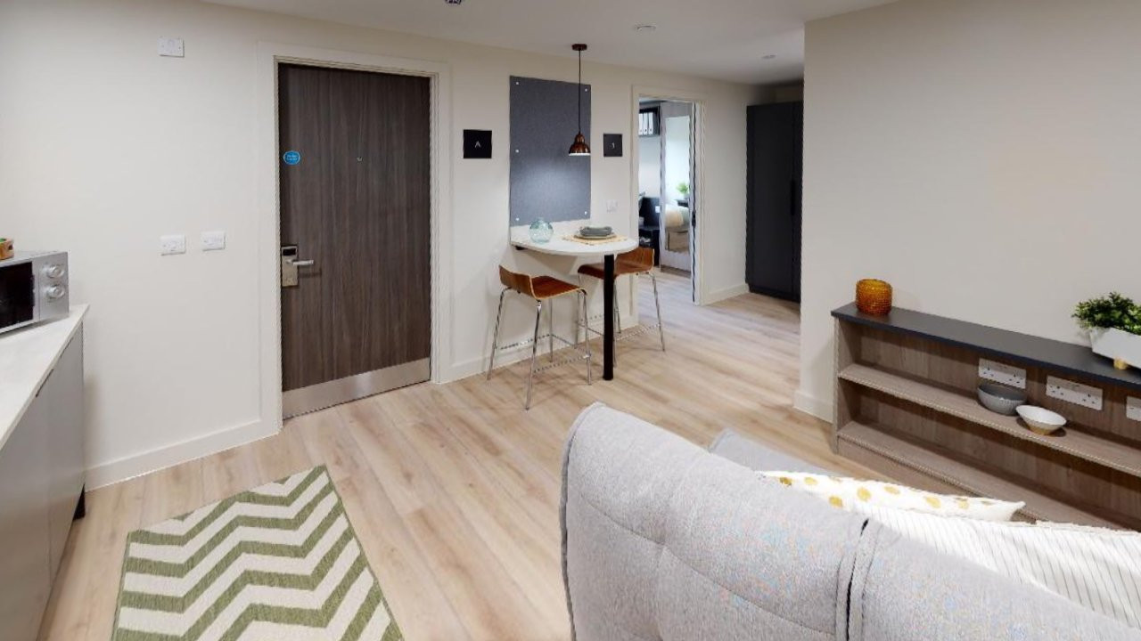 2 Bed Flat - Stanley Studios Southampton - Gallery - 1