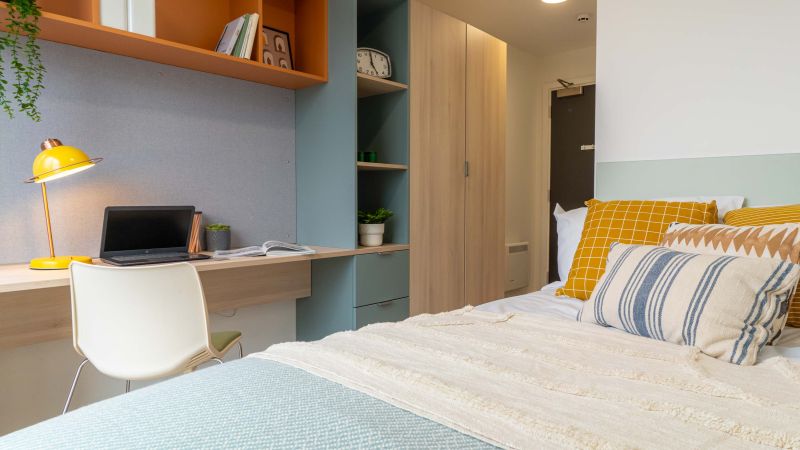  Bronze En-Suite  -  IQ Signal Place  - Gallery -  1