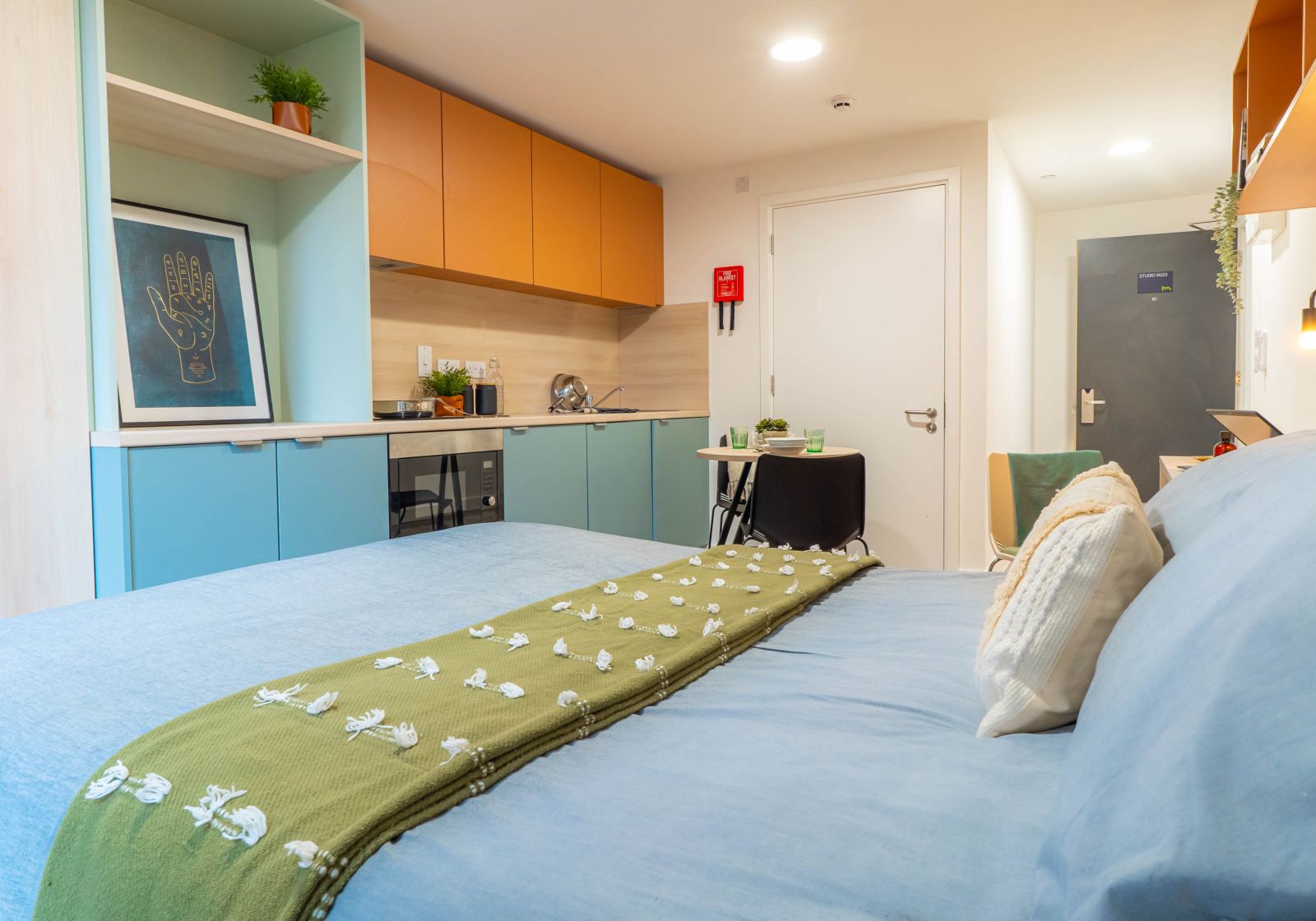  Gold Studio  -  IQ Signal Place  - Gallery -  1