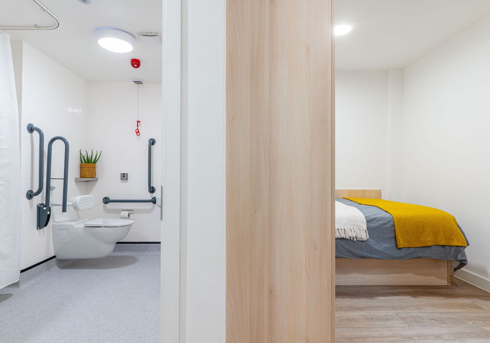  Silver En-Suite Premium  -  IQ Signal Place  - Gallery -  4