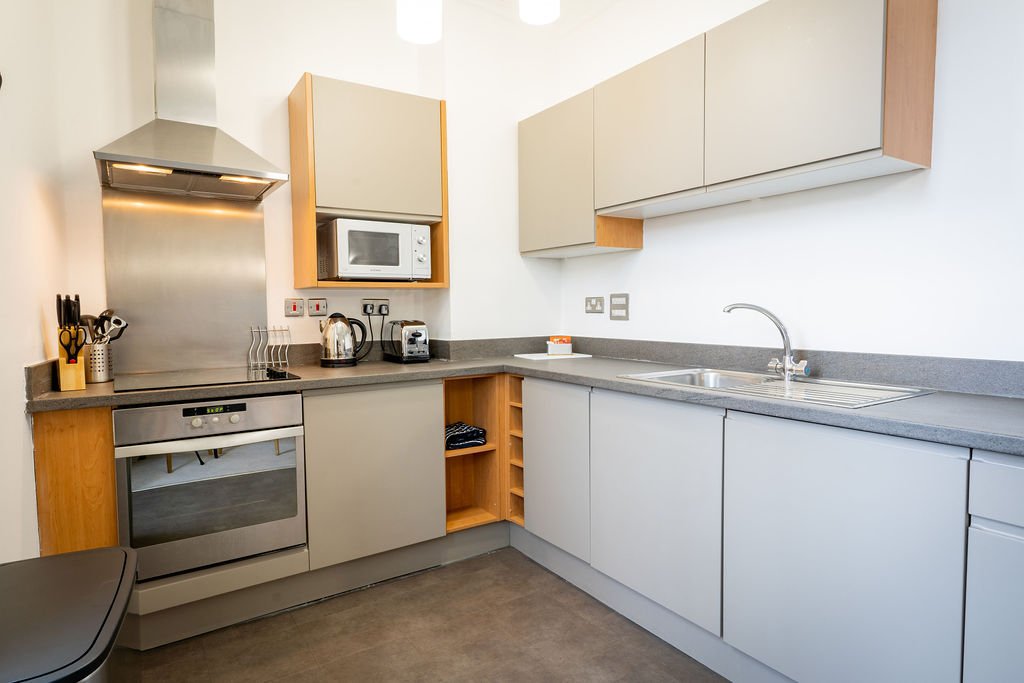  Studio Apartment  -  Bristol Bridge Apartments  - Gallery -  11
