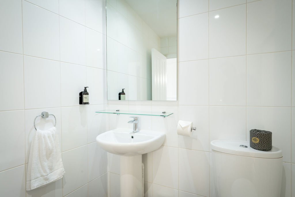  Studio Apartment  -  Bristol Bridge Apartments  - Gallery -  4