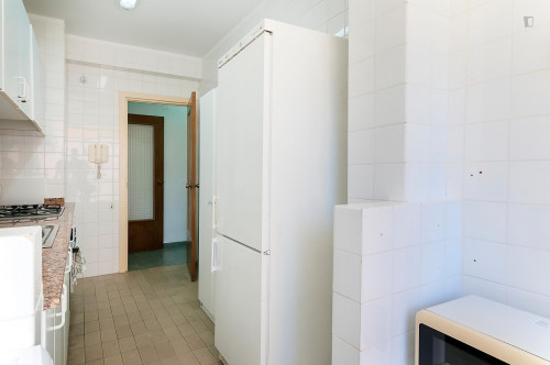 Pleasant double bedroom near Facultats metro station - Gallery - 10