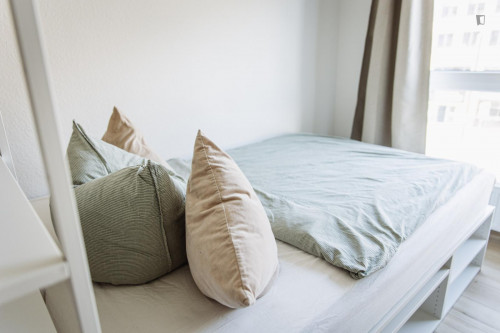 Charming apartment close to Magdeburg Station