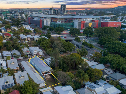 Petrie Terrace  - Gallery -  2