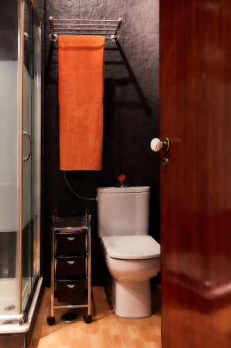 Lovely double bedroom with a private bathroom in Miraflores