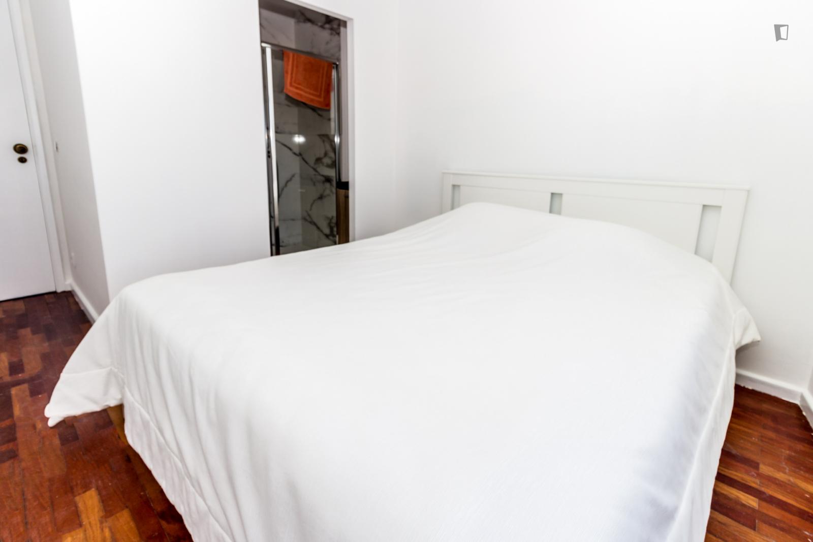  Private Bedroom With A Private Bathroom  -  Private bedroom with a private bathroom  - Gallery -  1