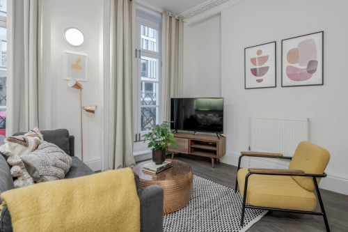 Buckingham Palace Road - Gallery - 25