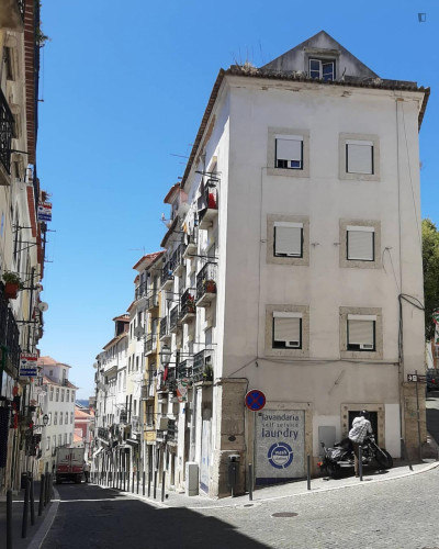 Central apartment in Alfama