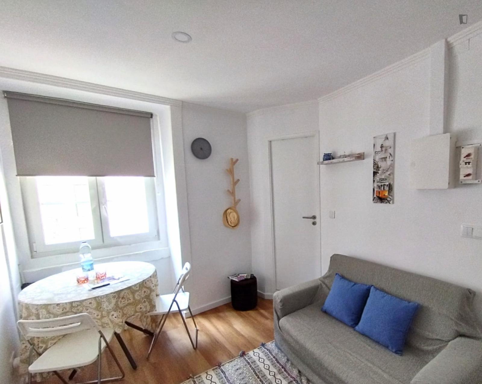 Central Apartment In Alfama - 1