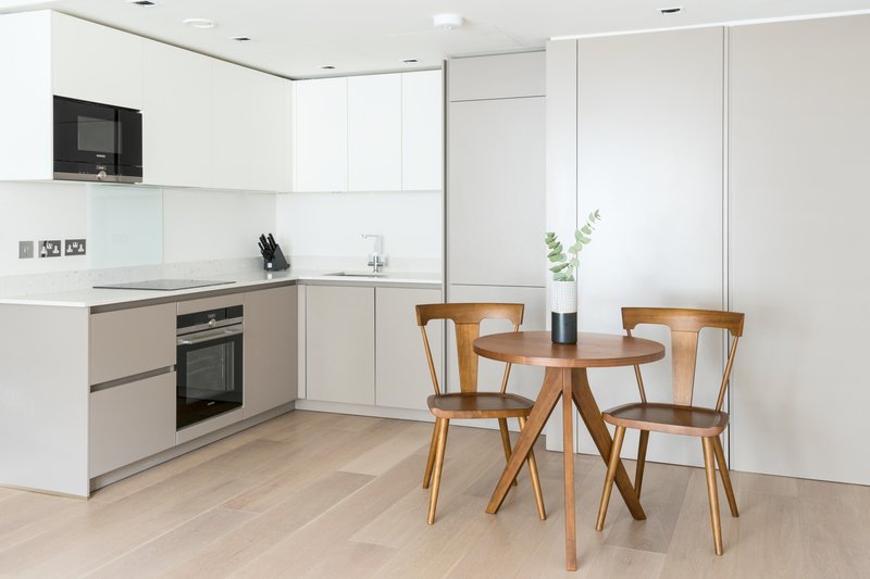1 Bed Apartment: #6 - 7