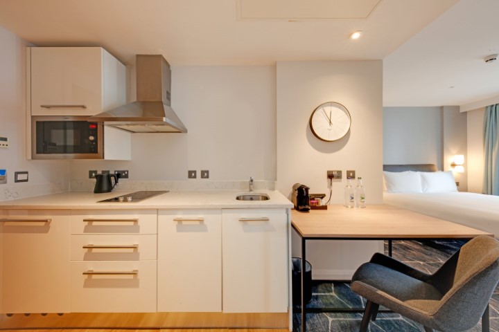 Studio Apartment - Westfield House - Gallery - 3