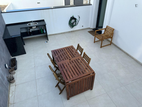 Charming 3-bedroom house close to the beach - Gallery - 8