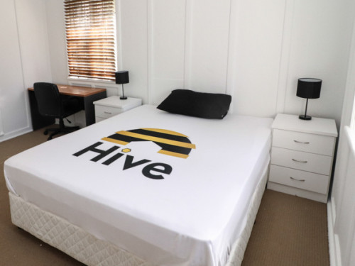 Alderley - Rooms