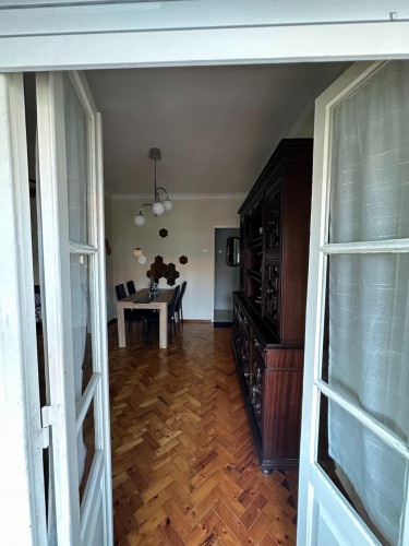 Welcoming 3-bedroom flat in Camarate - Gallery - 14