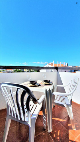 Cool 1-bedroom flat with swimming pool