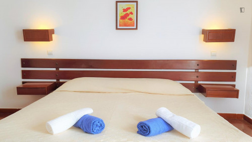Cool 1-bedroom flat with swimming pool