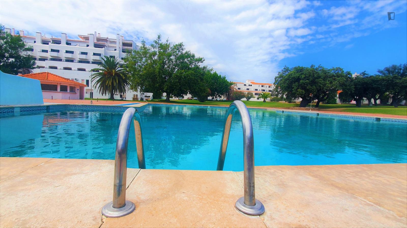  Cool 1-Bedroom Flat With Swimming Pool  -  Cool 1-bedroom flat with swimming pool  - Gallery -  1