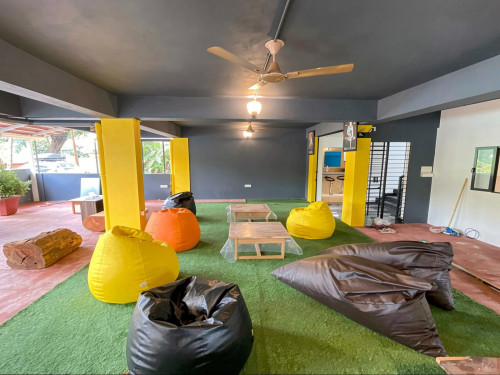 Cotla Residence - Gallery - 12