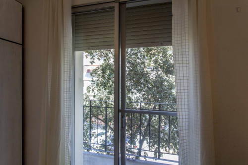 Beautiful 3-bedroom apartment close to the Jardins del Reial