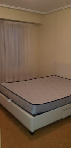 Bright double bedroom in Castellon de la Plana next to Plaça de la Pau