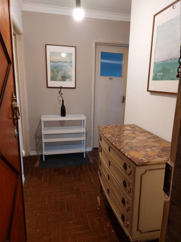 Cosy single bedroom 3min metro 10Min University Europeia