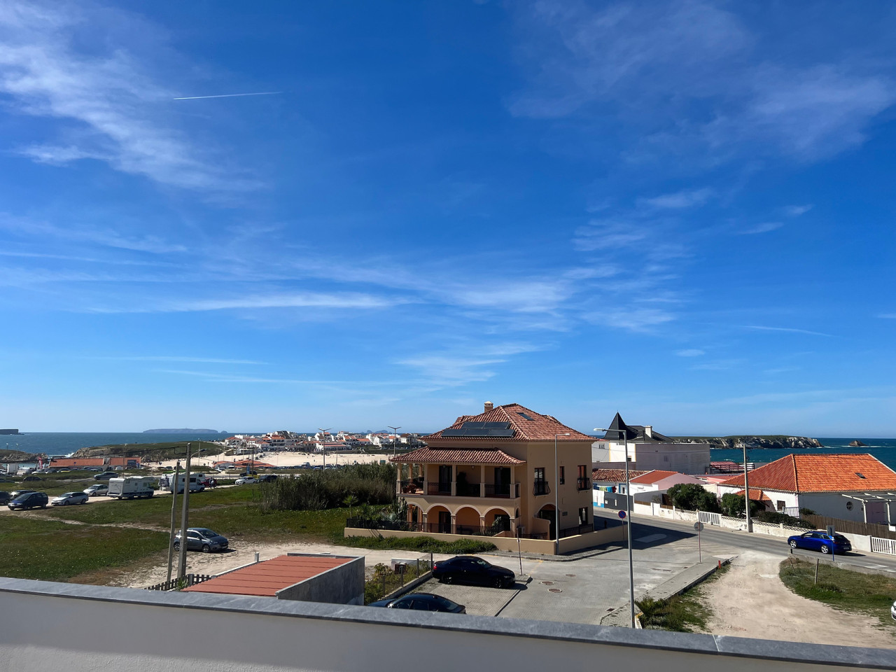  Suíte Almagreira  -  Experience Surf & Work Paradise in Baleal's Vibrant Coliving Community  - Gallery -  25