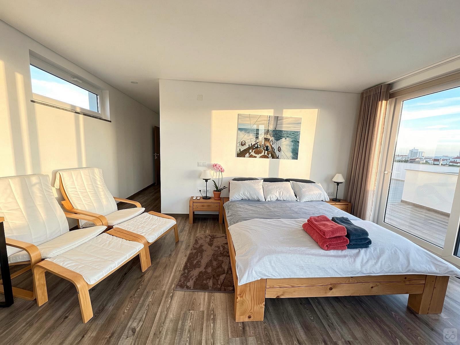  Suíte Almagreira  -  Experience Surf & Work Paradise in Baleal's Vibrant Coliving Community  - Gallery -  38