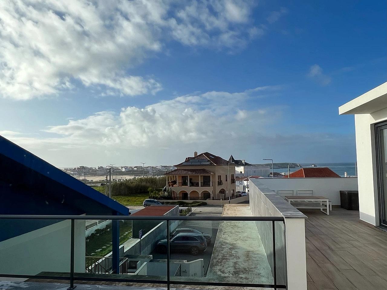  Ensuíte Cantinho  -  Experience Surf & Work Paradise in Baleal's Vibrant Coliving Community  - Gallery -  22