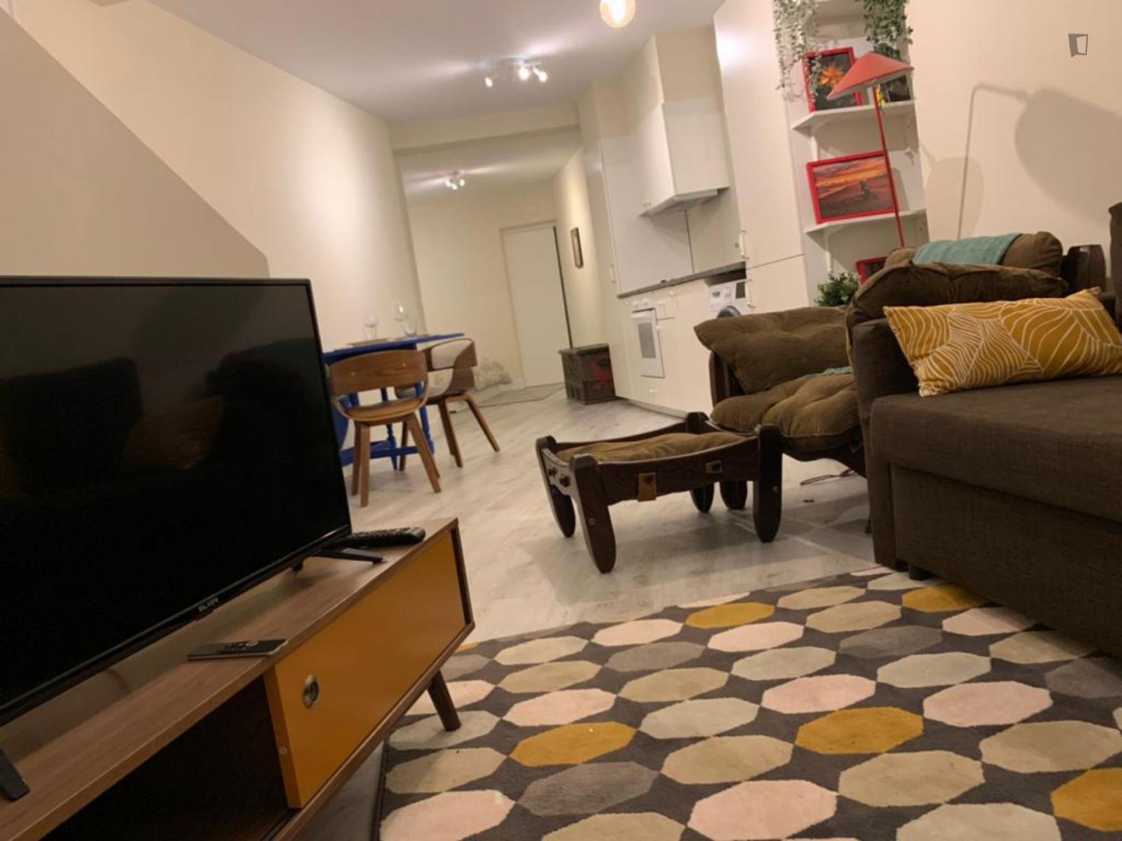  Charming Studio In The Heart Of Lisbon Btw Principe Real, Estrela And Rato  -  Charming studio in the heart of Lisbon btw Principe Real, Estrela and Rato  - Gallery -  1