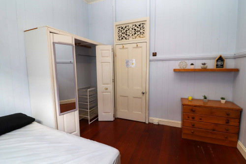 Red Hill - Gallery - 28