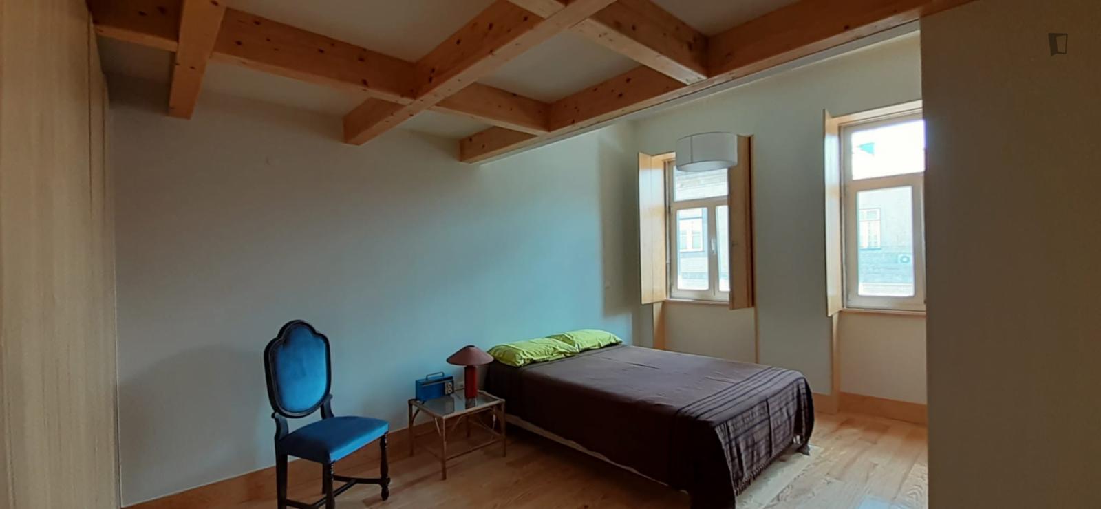 Spacious Double Bedroom Close To João De Deus Metro - 1