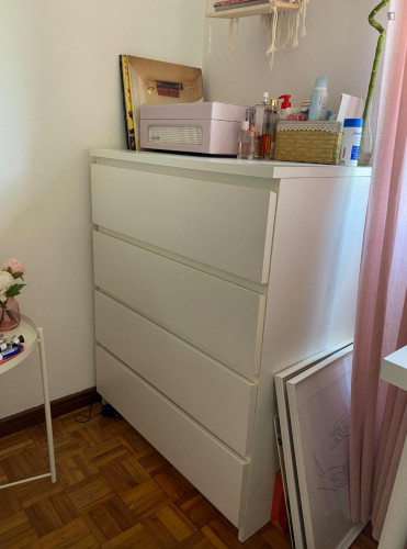 Very nice single bedroom in Odivelas