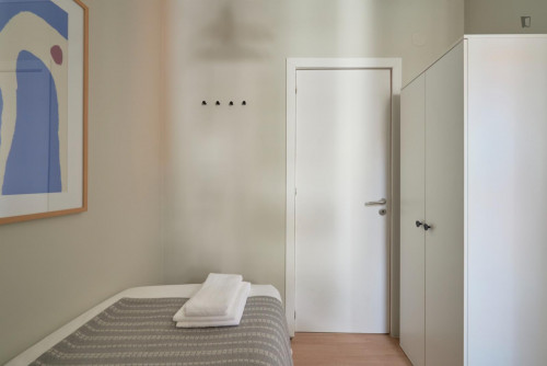 Attractive single bedroom close to Miradouro da Penha de