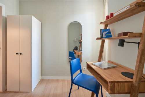 Attractive single bedroom close to Miradouro da Penha de  - Gallery -  5